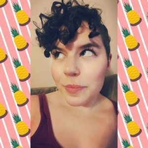 Meet your Posher, Abby